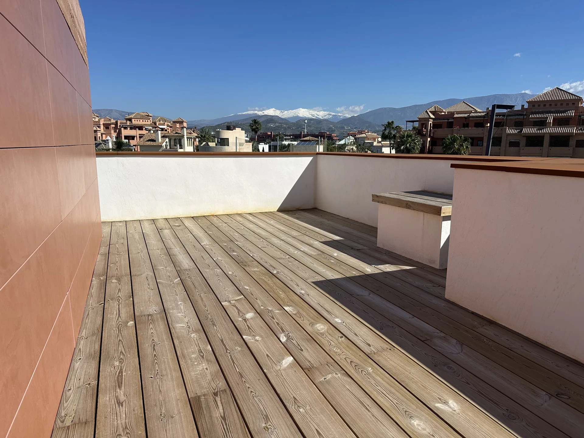 Tarimas y revestimientos